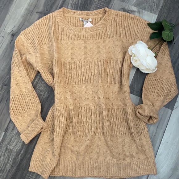 NWT Women Knitted Pullover Crewneck Sweater Size M/L - Picture 6 of 7